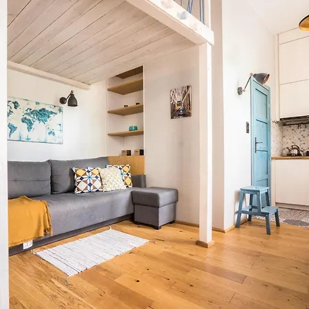 Oomph Premium Apartment Warsaw